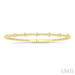 1/6 Ctw Round Cut Diamond Clover Bead Fashion Bangle in 10K Yellow Gold