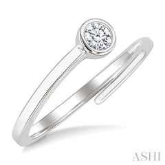 1/6 Ctw Split Bypass Bezel Set Round Cut Diamond Fashion Ring in 14K White Gold