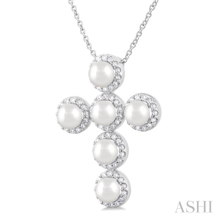 4 MM Cross Cultured Pearl and 1/3 Ctw Round Cut Diamond Pendant With Chain in 14K White Gold