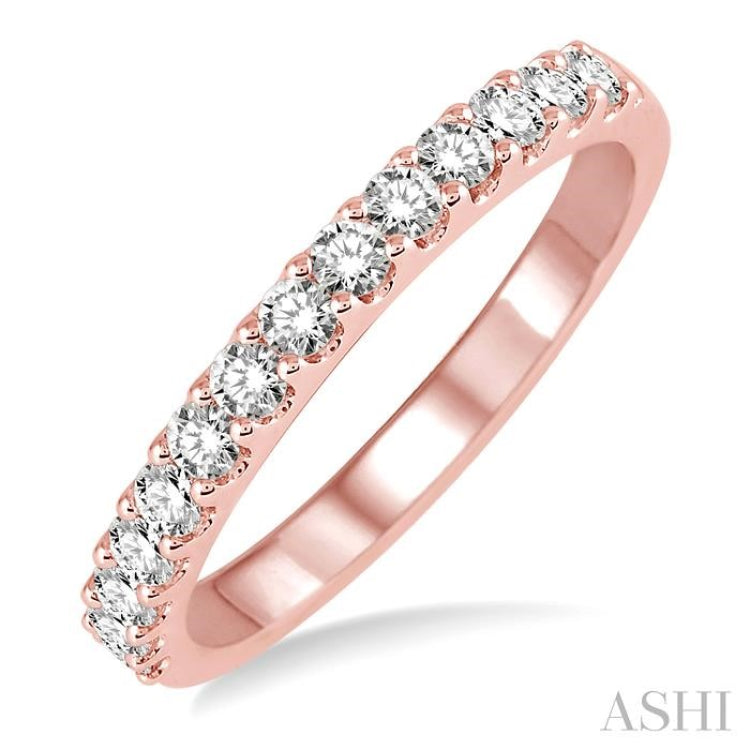 1/2 Ctw Round Cut Diamond Wedding Band in 14K Rose Gold