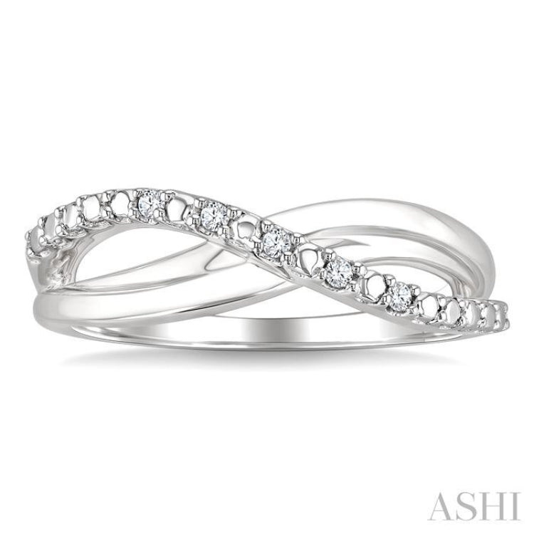 1/20 Ctw Split Criss Cross Round Cut Diamond Fashion Ring in Sterling Silver