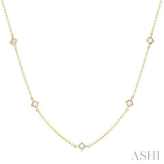 1/2 Ctw Princess Cut Diamond Fashion Necklace in 14K Yellow Gold