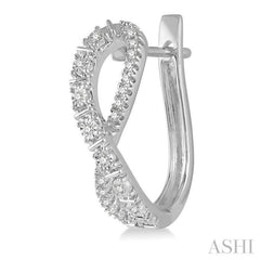 1/6 Ctw Entwined Round Cut Diamond Hoop Earrings in 10K White Gold