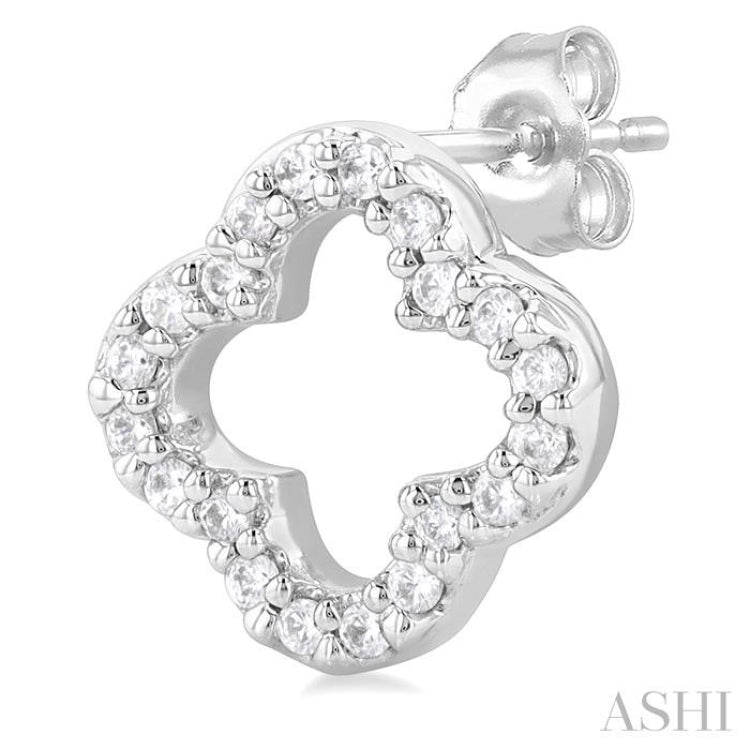 1/6 Ctw Petite Clover Round Cut Diamond Fashion Stud Earring in 10K White Gold