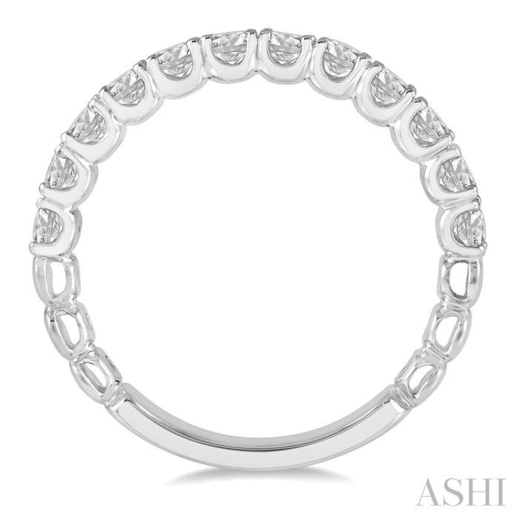 3/4 Ctw Lattice Round Cut Diamond Wedding Band in 14K White Gold