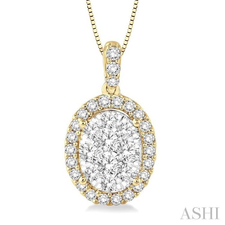 3/4 Ctw Oval Shape Diamond Lovebright Pendant in 14K Yellow and White Gold with Chain