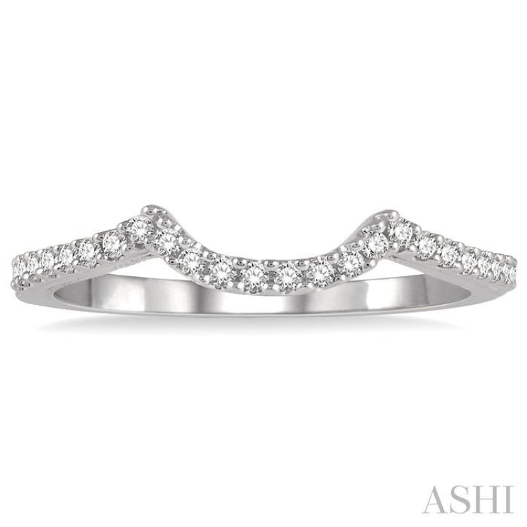 1/6 ctw Round Cut Diamond Wedding Band in 14K White Gold