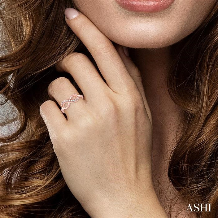 1/6 ctw Round Cut Diamond Infinity Petite Ring in 10K Rose Gold