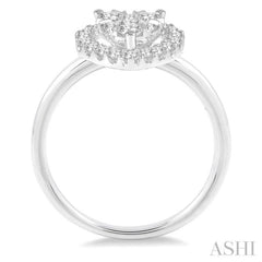 1/2 ctw Round Cut Diamond Heart Shape Lovebright Ring in 14K White Gold