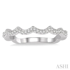 1/6 ctw Wavy Pattern Round Cut Diamond Wedding Band in 14K White Gold