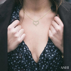 1 1/2 Ctw Heart Shape Round Cut Diamond Pendant With Chain in 14K Yellow Gold