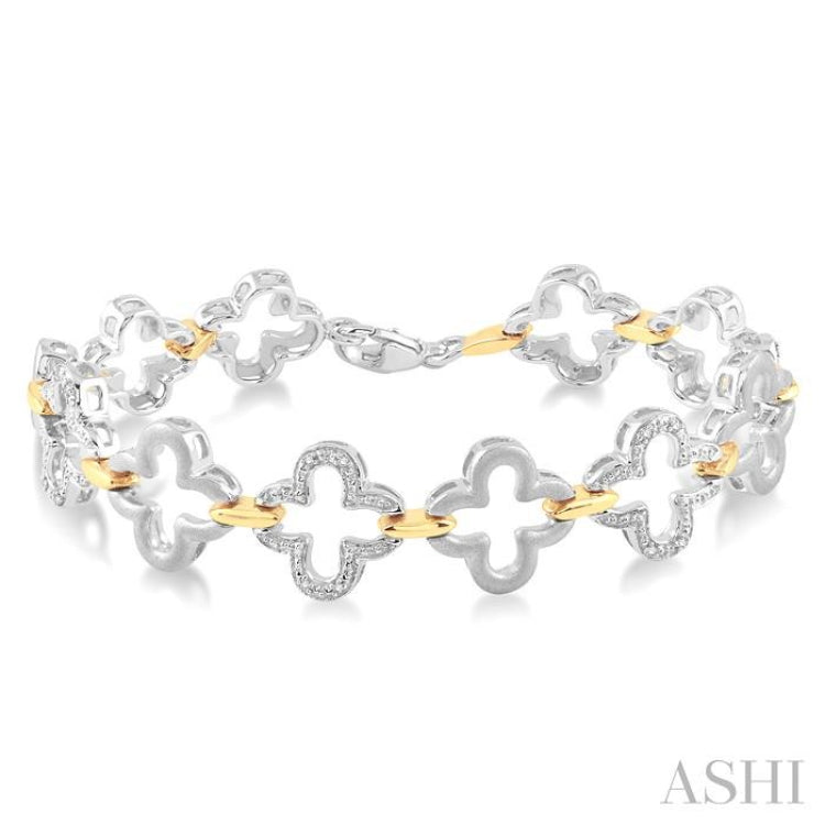 1/10 ctw Round Cut Diamond Fashion Bracelet in Sterling Silver