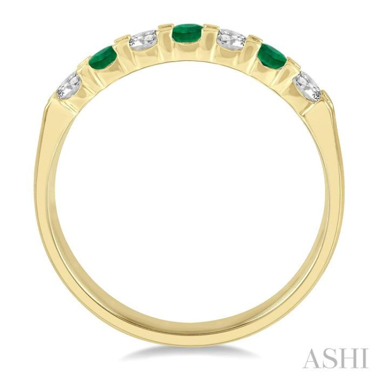 2.6 MM Emerald and 1/4 ctw Round Cut Diamond Precious Wedding Band in 14K Yellow Gold
