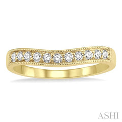 1/4 ctw Curved Center Milgrain Border Round Cut Diamond Wedding Band in 14K Yellow Gold