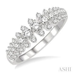3/4 ctw Graduated Round Cut Waterfall Diamond Fashion Band in 14K White Gold