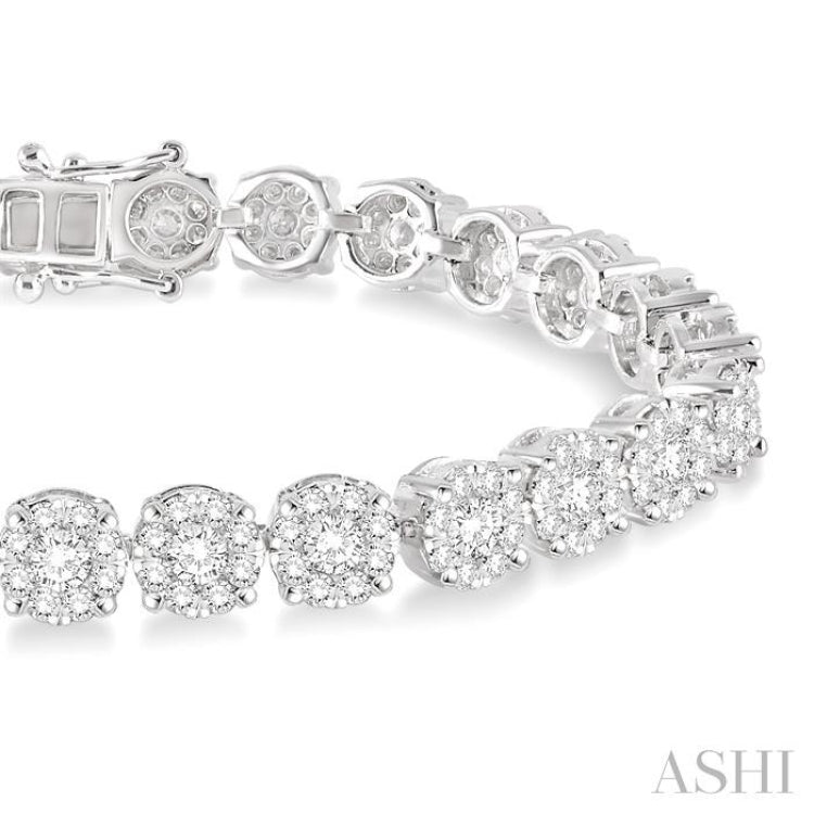 7 ctw Round Cut Diamond Lovebright Tennis Bracelet in 14K White Gold