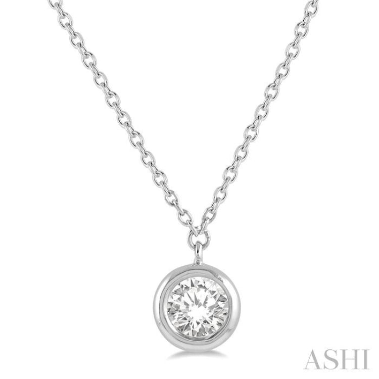 1/10 ctw Round Cut Diamond Pendant With Chain in 14K White Gold