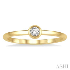 1/10 ctw Bezel Set Round Cut Diamond Petite Fashion Ring in 10K Yellow Gold