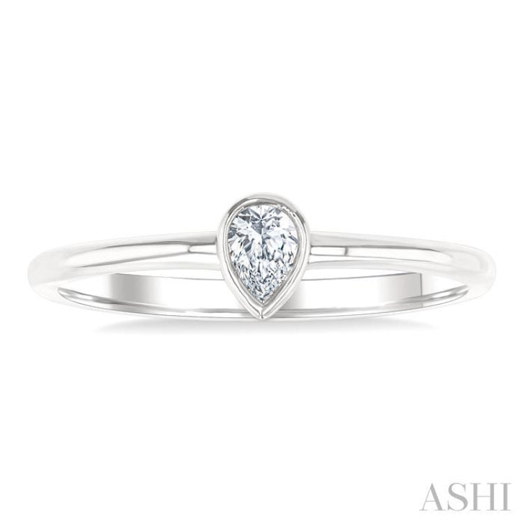 1/6 Ctw Petite Bezel Set Pear Cut Diamond Fashion Ring in 10K White Gold
