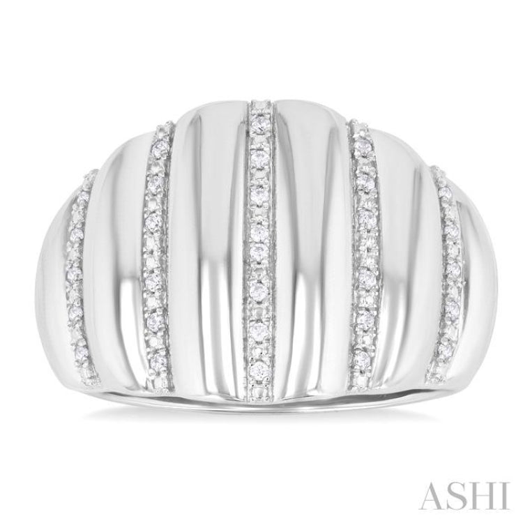 1/10 ctw Ribbed Dome Shape Round Cut Diamond Bold Wide Fashion Band in Sterling Silver