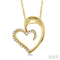 1/10 ctw Round Cut Diamond Heart Shape Pendant in 14K Yellow Gold with Chain