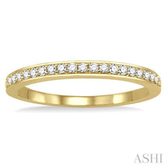 1/10 ctw Round Cut Diamond Wedding Band in 14K Yellow Gold
