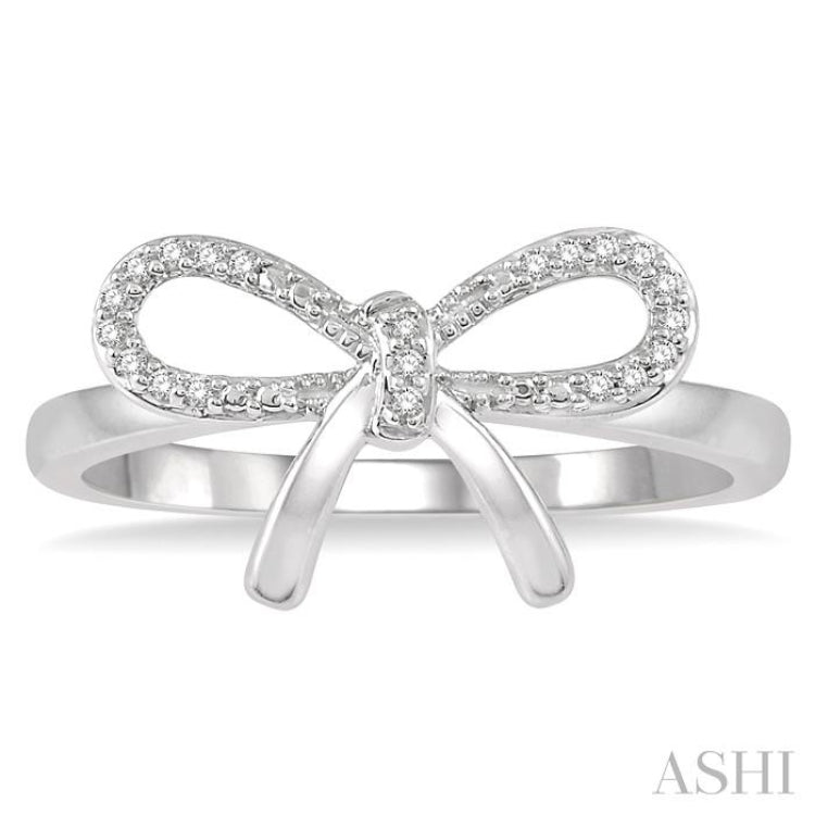 1/20 ctw Bow Tie Round Cut Diamond Ring in 10K White Gold